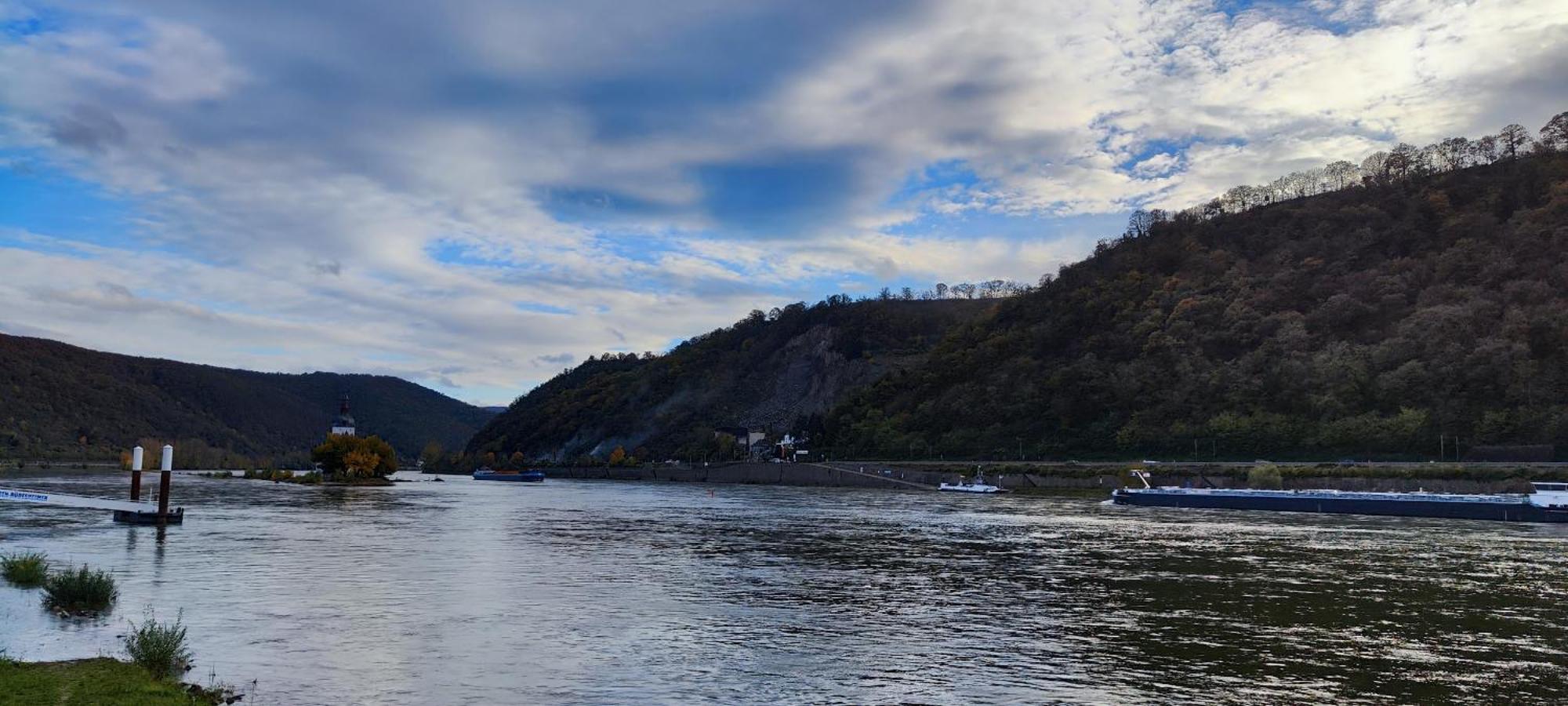 Gemuetliche Wohnung, Kueche, Bad, Netflix, Rheinblick カウプ エクステリア 写真